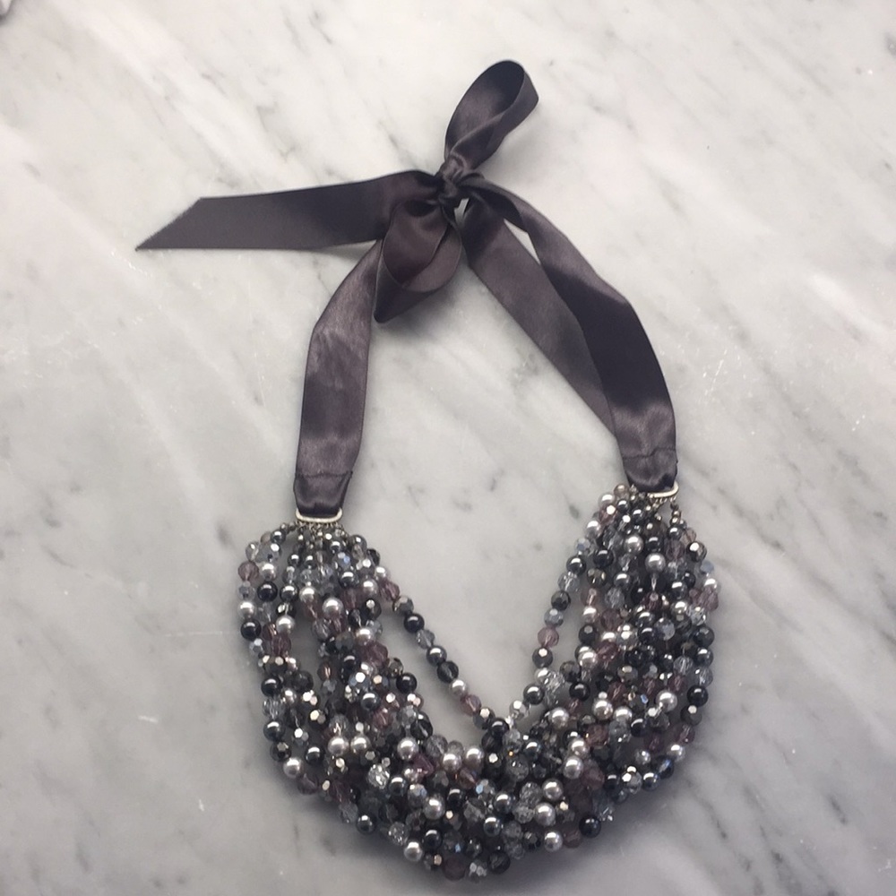 Ann Taylor adjustable length statement necklace